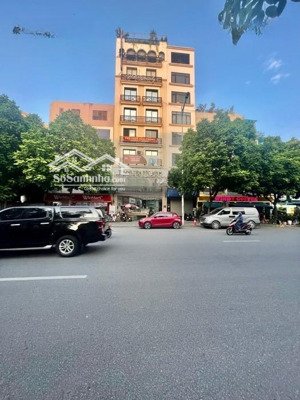 bán lô đất mặt phố nguyễn văn huyên, 173m2 mt 13m, 2 mặt thoáng, 45 tỷ.