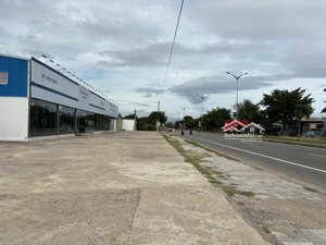 cho thuê kho, nhà xưởng nằm ngay mặt đường quốc lộ !a tại xã an hải, ninh phước, ninh thuận