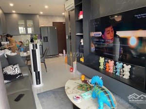 ngộp bán lỗ 400tr chung cư c-sky chánh nghĩa 2pn 79m2 giá chỉ 2 tỷ, full nội thất cao cấp. quá rẻ