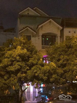 nhượng căn village phú nhuận sông giồng, tp thủ đức. đang cho thuê 80tr/tháng