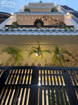 BÁN NHÀ MẶT TIỀN KỀ QUẬN 10.43M 5 TẦNG .4PN.KINH DOANH ĐA NGÀNH NGHỀ. 12.95 TỶ
