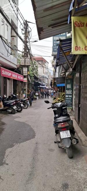 Bán căn hộ tập thể tầng 1 Đào tấn 50m2 chia 2 ngủ sổ đỏ chính chủ