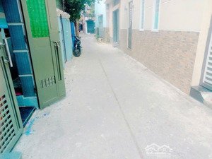 cho thuê nhà 1 trệt 2 lầu - 3 phòng ngủ, 2 vệ sinh - phạm văn hai p.3 tân bình