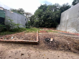 cần ra lô đất ngay sau chợ tương bình hiệp mặt tiền đường lê văn tách tdm dt 85m2 sổ hồng riêng