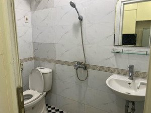cho thuê chung cư cc2, 2pn 1vs giá cực chất ở nguyễn hữu thọ, hoàng liệt, hm,cạnh ks mường thanh