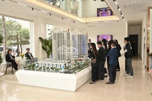 thay đổi mục đích sử dụng,cần mua dulex ở cho rộng rãi, cần bán căn chung cư 2 phòng ngủ luxora