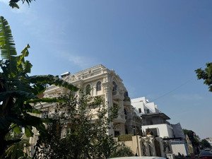cần bán lô đất đẹp thuộc khu 31ha trâu quỳ, gia lâm 140m2/mt 7.03m/ giá đầu tư, ngay hồ gia lâm