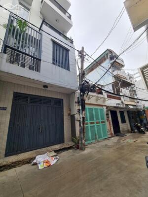 Bán gấp nhà hẻm xe hơi cách mặt tiền 30m đường Hai Bà Trưng Q3 ( 4,15 X 14m nở hậu 6,6m ) 16 tỷ