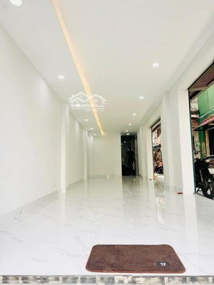 cho thuê mặt bằng kinh doanh tầng trệt lô góc đường dương bá trạc gần cầu nguyễn văn cừ
