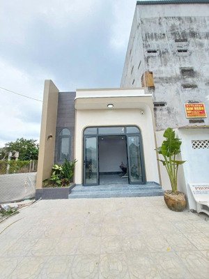 cg. nhà đẹp trục chính kdc đông phú - 100m2 - 2 phòng ngủ- lộ 40m - 1.9 tỷ - quá xuất sắc