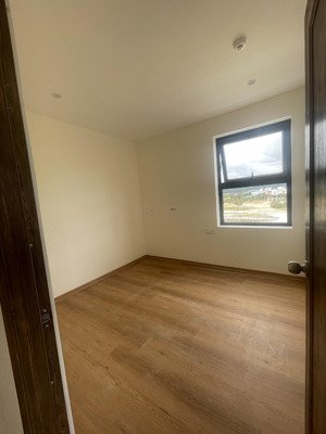 chính chủ cho thuê căn hộ 70m2, 3pn có bếp, giường