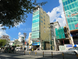 bán tòa nhà mt đoạn đẹp phan đăng lưu, quận phú nhuận, giá 105 tỷ 8x32m 2 hầm 9 tầng