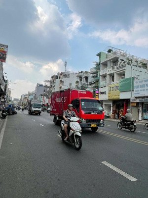 hot! chỉ 12.9 tỷ có ngay nhà mt phan đình phùng, phú nhuận. dt: 40m2, kc: 7 tầng siêu vị trí