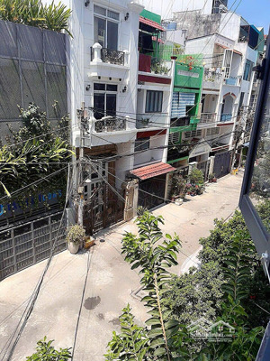 2,3 tỷ - cc nguyễn thị tần - p2 - q8 - ch 61,2m2 2pn cạnh chợ rạch ông, sd thang máy