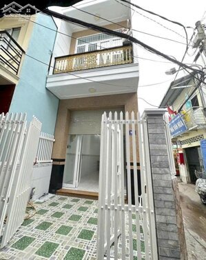 CHO THUÊ HOẶC BÁN NHÀ 1 trệt 2 lầu góc 2 mặt tiền, hẻm 83 Quang Trung, Xuân Khánh, Ninh Kiều, Cần Thơ