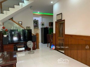 nhà góc đẹp 2 tầng - ngang 7m- nhìn trường cđ sư phạm trung ương- chỉ 2,6 tỷ