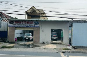 cần chuyển nhượng nhà và xưởng do người thân đi nước ngoài .nhà có sồ đỏ , thồ cư đầy đủ.