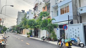 cần bán gấp biệt thự mini 02 lầu, đường rộng rãi, đường 45, tân quy, giá 23,9 tỷ thương lượng, sh