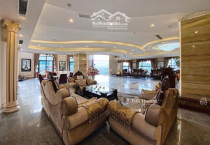 cơ hội đầu tư độc quyền: tòa nhà khách sạn 4 sao hạng sang tại trung tâm quận cầu giấy