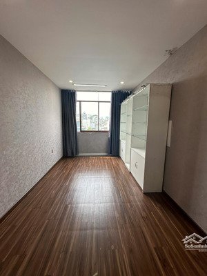 nhà ngay mặt tiền nguyễn thiện thuật, cho thuê ở hoặc kinh doanh đều được