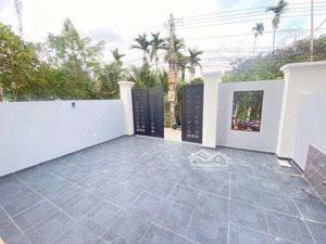 nhà đẹp mới 3 tầng mê đúc. mới 100% đường oto hẻm cầu dứa phú nông đầy đủ công năng giá 3tỷ780tr