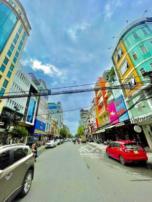 cho thuê nhà lê hoàn đoạn chính giữa trung tâm