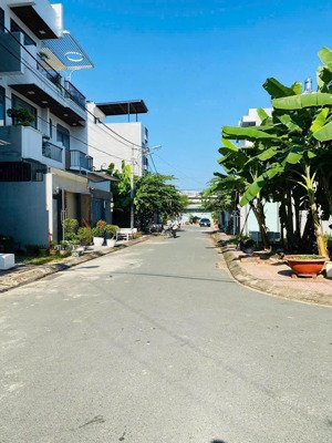 đất bưng ông thoàn giá rẻ đầu tư