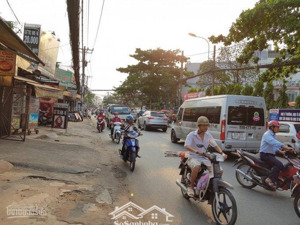 bán mt phạm văn chiêu gv.dt:5x30m.gía:16 tỷ tl.dtcn:112.gía:16 tỷ tl.lh 0855*400*684 hương