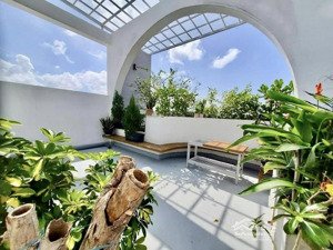 chính chủ cần bán nhà đẹp kinh doanh tốt, sát biển mỹ khê - sơn trà, (chỉ còn một căn)
