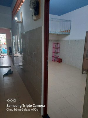 phòng thuê thích hợp sinh viên và nữ nhân viên văn phòng