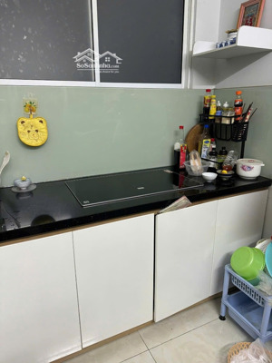 chung cư 590, cmt8, p11, quận 3: 79m2, 2p ngủ, 2wc, nt, 14 tr/th