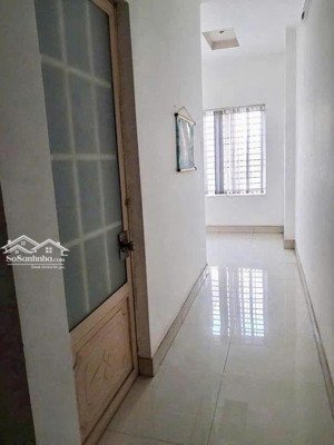 cho thuê xưởng mới xây dựng 100% thủ dầu một 1200m2 phù hợp làm kho hàng, giá cực tốt