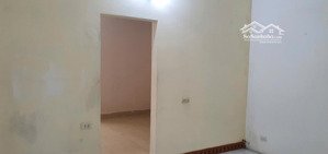cho thuê gấp nhà trọ 2pn, 1wc, 45m2, 3,5 triệu tại hạ đình, thanh xuân, hà nội