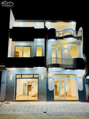 MẶT TIỀN WIEU BIỂN - TRIỆU QUANG PHỤC - VĨNH HÒA - NHA TRANG - DT 60M2- 3 TẦNG- 3NP - SÂN THƯỢNG NGẮM BIỂN - CHỈ NHỈNH 4XX TỶ.