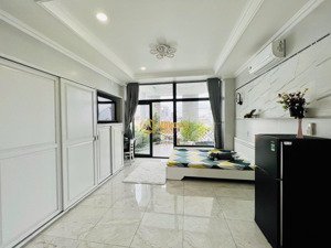 căn hộ balcon/cửa sổ thoáng, 50m2, khu phan xích long, ngã tư phú nhuận