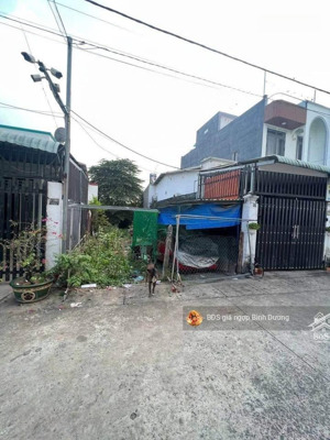 bán đất ở tương bình hiệp - tdm ngay ngã tư phan đăng lưu diện tích 100m2 thổ cư 50m2 giá còn tl