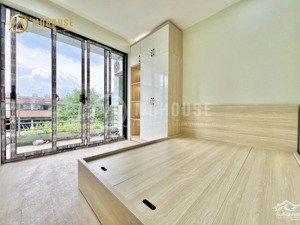 ch 40m2 tách bếp , ban công to siêu thoáng. nhà mới 100% , ngay pxl - ngã 4 phú nhuận. chỉ 7tr2