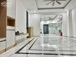 Bán hoặc Cho thuê nhà nguyên căn full nội thất ngay Aeon Tân An