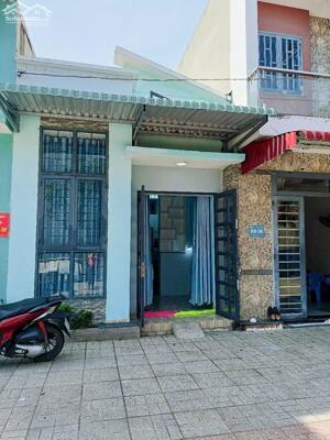 nhà đẹp, sổ hồng riêng, giá chỉ 870tr, Đức Hòa, Long An