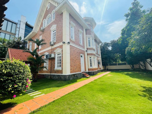 siêu biệt thự - 725m2 (full thổ) - 3 tầng - mặt tiền đ. số 6 - thảo điền - quận 2 - khu vip nhất