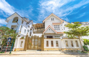 bán biệt thự vip vị trí đẹp nhất kqh golf valley - trung tâm tp đà lạt