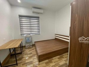 cho thuê nhà nguyên căn 6 ngủ đầy đủ nội thất làm văn phòng hoặc cho chuyên gia thuê tại vsip
