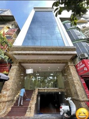 tòa building 8 tầng + 1 hầm - dương khuê, cầu giấy - mặt tiền 18m - vỉa hè 5m - 240m - giá 142 tỷ
