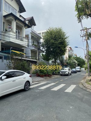 chủ nhà sắp đi nước ngoài cần bán gấp căn nhà 120m2 mặt tiền kdc trung sơn