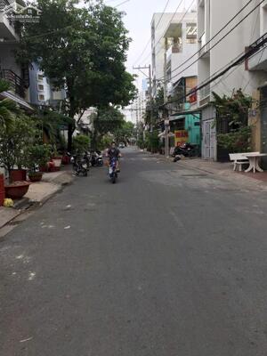 Bán đất đường 30/4, Tân Thành, Tân Phú: 4,4 x 25, giá 12 tỷ