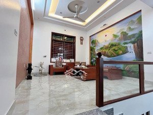 cho thuê nhà 4 tầng vị trí đắc địa đường phồn xương, thành phố bắc giang