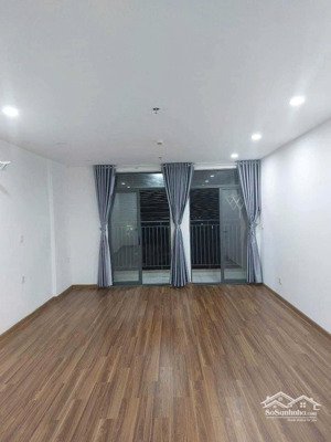 cho thuê giá rẻ, studio 44m2, the east gate, 4tr7. lh: 0978272427 (zalo)
