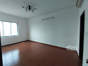 căn góc 3pn rộng 125m2 ở toà i9 vinaconex - tầng đẹp - view thoáng - vào ở ngay