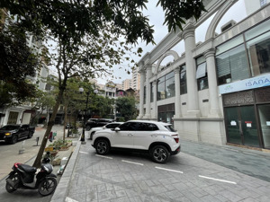 cho thuê shop chân đế chung cư phố trần hữu dực, nam từ liêm