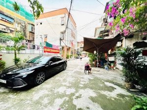 chính chủ cần bán p407 tập thể ban đối ngoại tw kim mã số 409.4 kim mã.